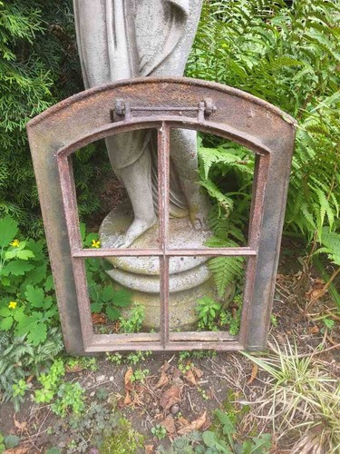Sehr altes dachfenster - sehr,